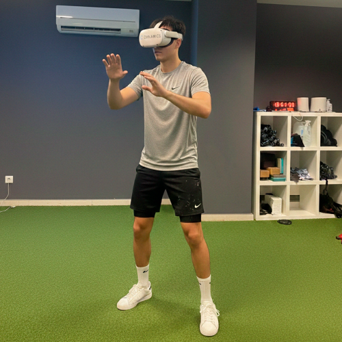 Paciente usando tecnologia inmersiva para rehabilitacion